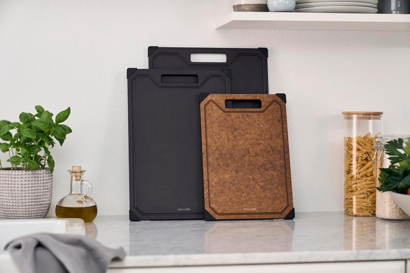 ZWILLING 37 x 25 cm Fibrewood Chopping Board with Juice Groove, Non-Slip, Dishwasher Safe, Black - Image 4